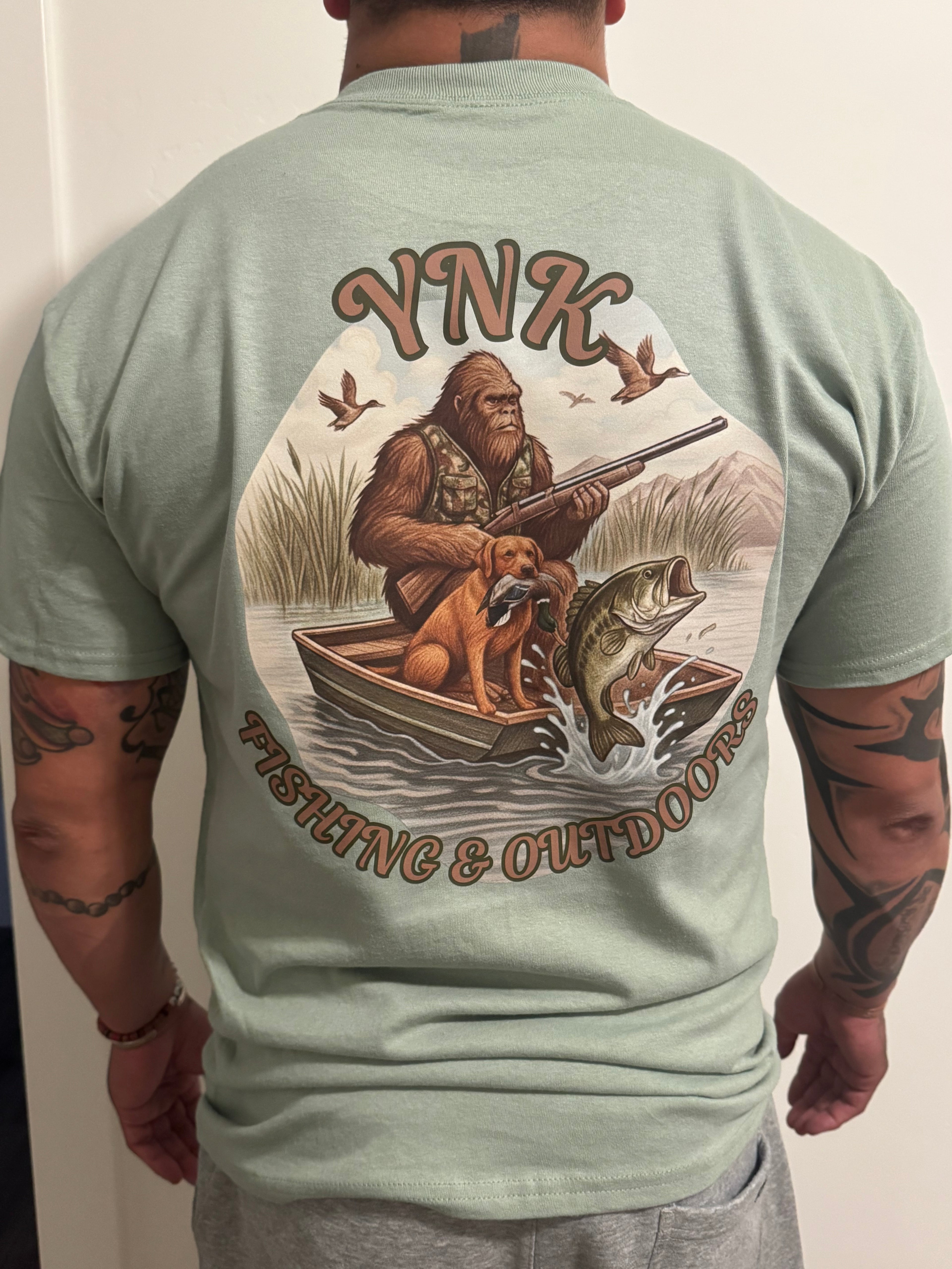 Squatch outdoors short sleeve tees